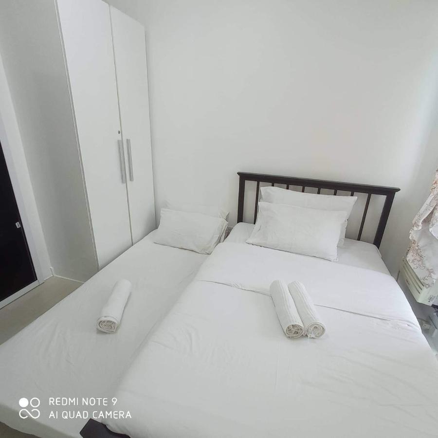 Azure Urban Resort Maui Tower Манила Экстерьер фото