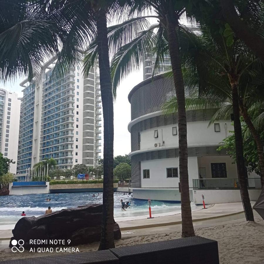 Azure Urban Resort Maui Tower Манила Экстерьер фото